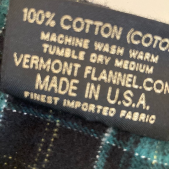 The Vermont flannel Co. button down shirt size XL - Picture 4 of 8